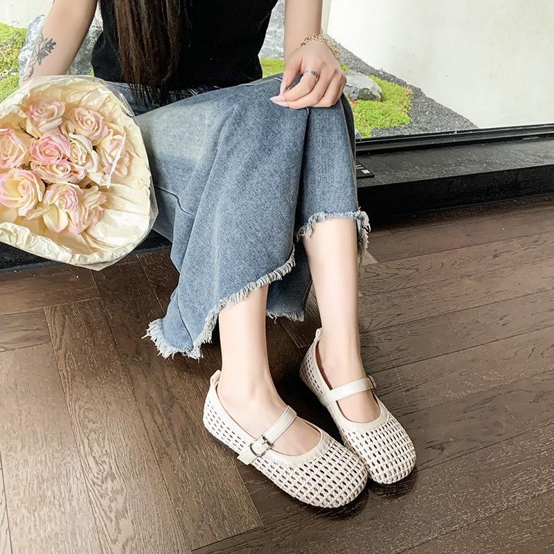 Mesh Hollow Shallow Mouth Single Shoes Women's 2025 New Summer Skirt Soft Flat Bottom Breathable One-word Buckle Mary Jane Shoes