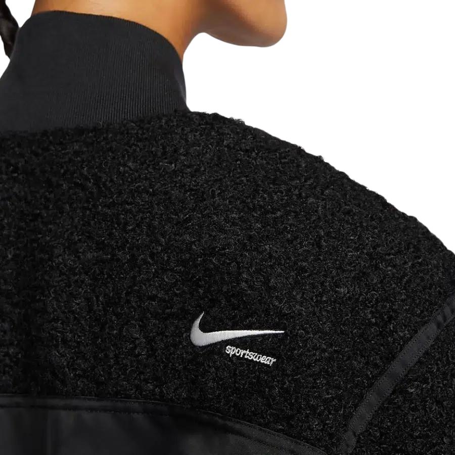 Nike Куртки и Пальто Женские Черные FB8779-010