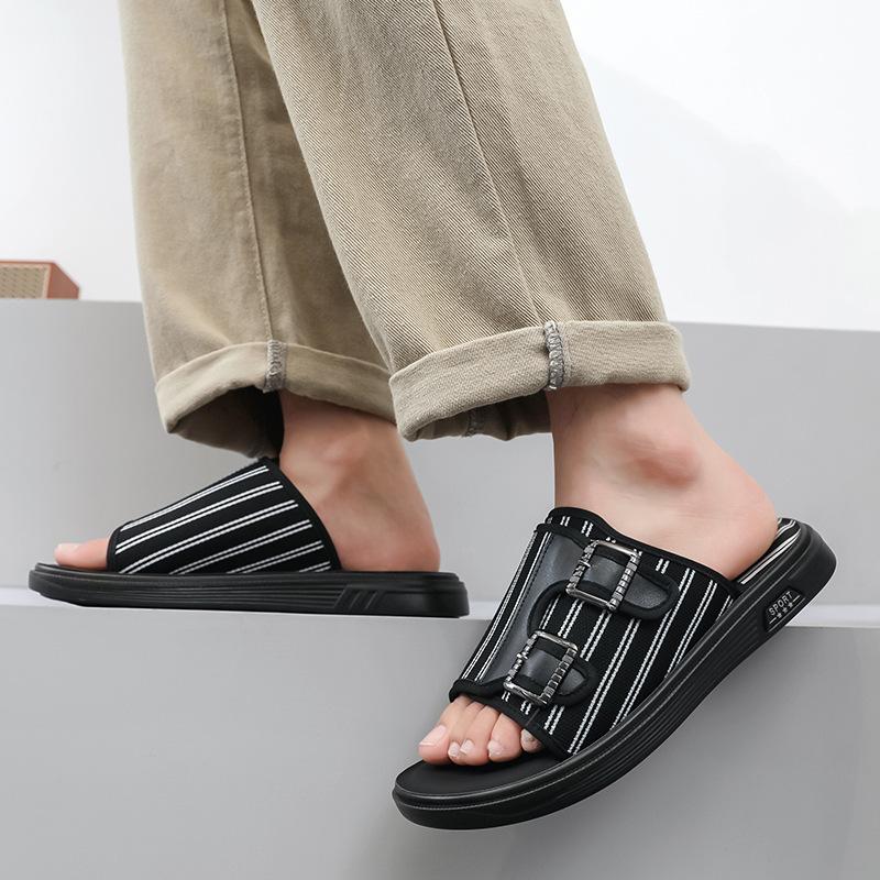Тапочки мужские летняя одежда 2025 года интернет-знаменитости тренд, новый однословный перетащить цвет соответствующий пляжная обувь 610-K