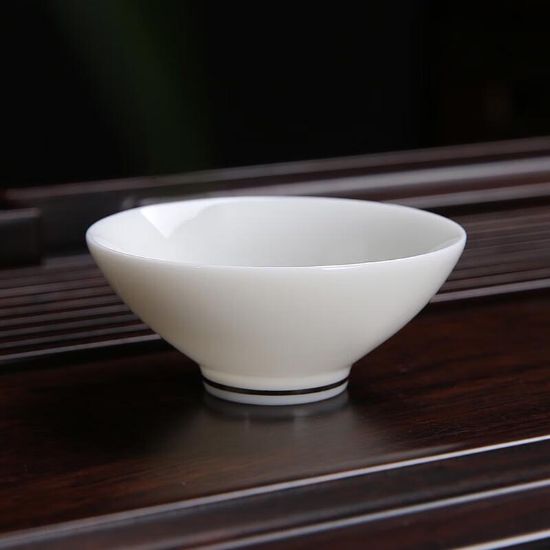 Chaxun White Porcelain Teacup with Platinum Rim