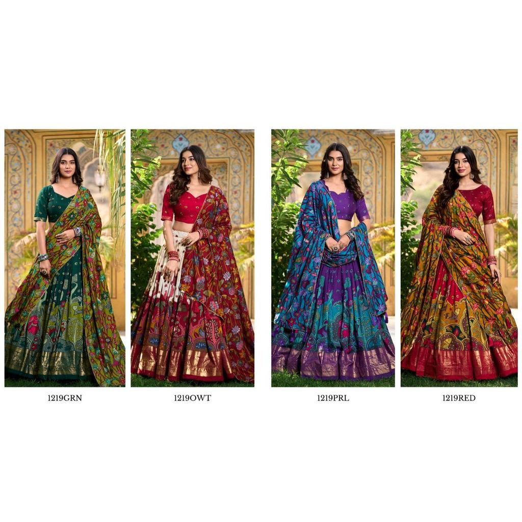 Наполните свой гардероб южной грацией — Лехенга-чоли из шелка тасар с принтом Каламкари и изысканной каймой из фольги.