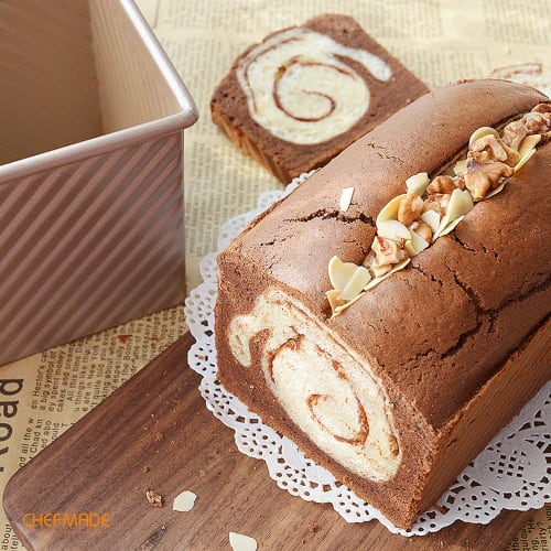 CHEFMADE Bread Pan, High-Heat Conduction Bread Pan with Lid, Ripple-Shaped Bread Bakeware, Non-Stick Bread Case