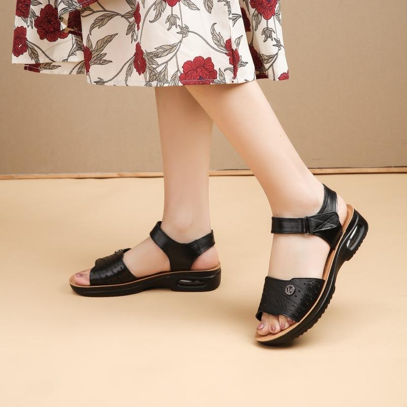 Первый слой коровьей кожи, прохладные тапочки, женские, на липучках, удобные, с плоским дном, кожаные, для женщин среднего возраста, нескользящие, кожаные, для женщин, для беременных