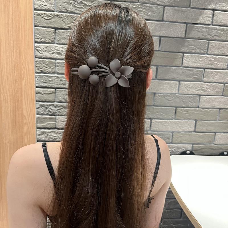 1PC Flower Fruit Hairpin Female Korean Version of High-end Ponytail Duckbill Clip Fashion Temperament Matte Hairpin Hair Accessories