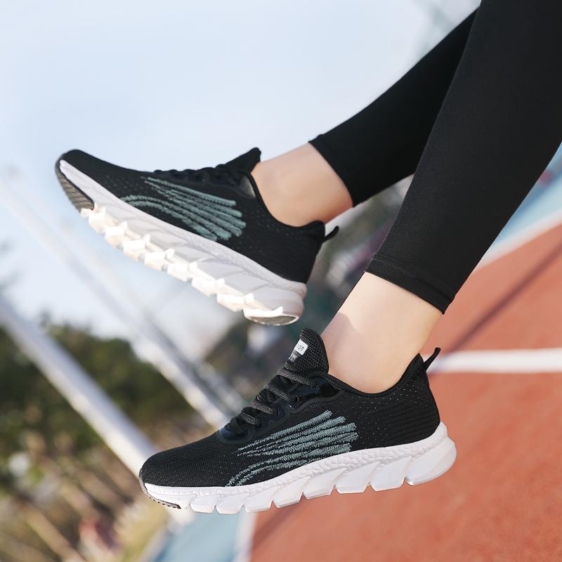 35-44 Женские оверсайз дышащие и легкие спортивные и повседневные туфли из летучего трикотажа, модные кроссовки для бега