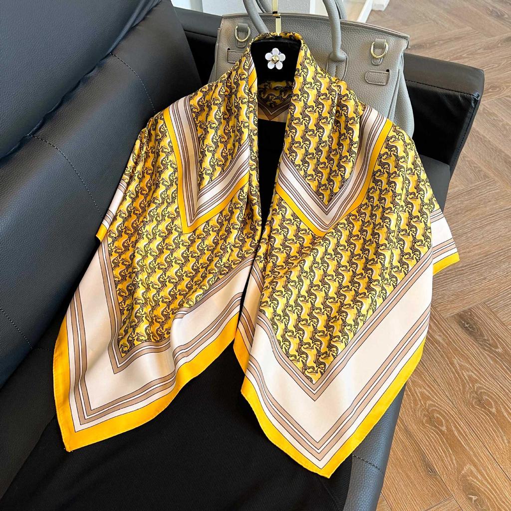 Color block silk scarf Korean version printing color matching scarf twill silk large square scarf 91x91cm shawl sunscreen travel headscarf