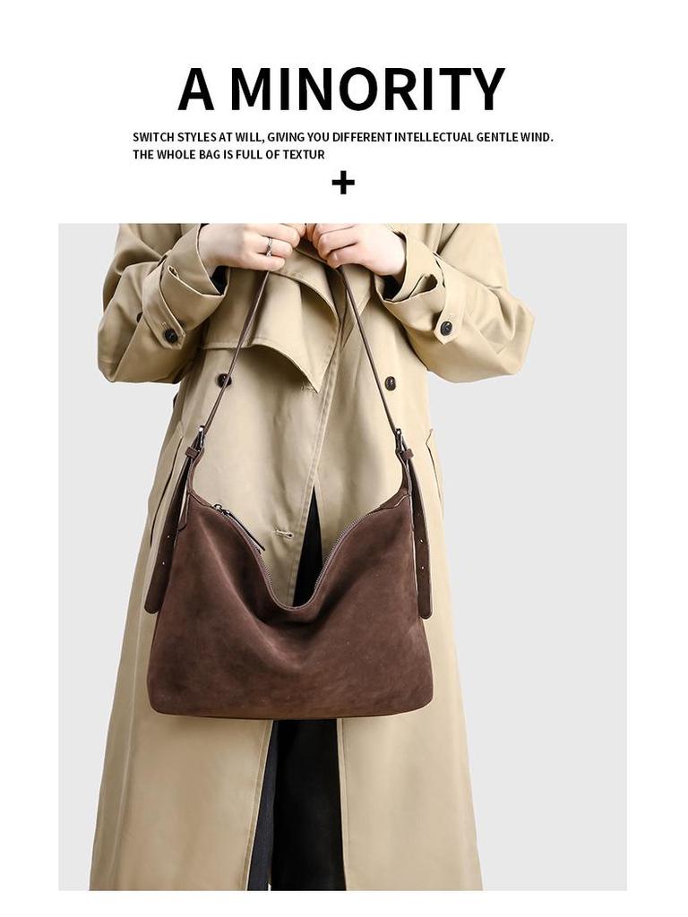 Spring 2025 Versatile High-End Large Capacity Bucket Handbag