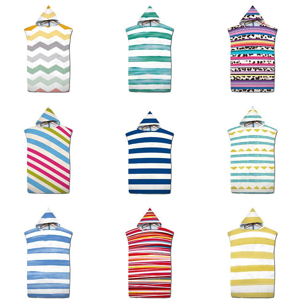 Полосатый микрофибровый халат с широкими полями для любителей пляжа