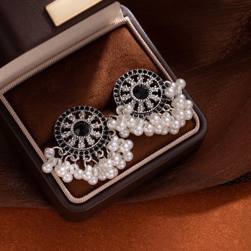 New Chinese Style Miao Girl Pearl Light Luxury High-end Female Retro Ethnic Style Female Earrings