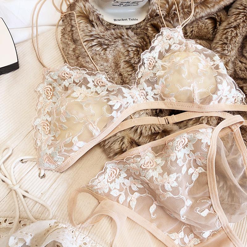 Французский кружевной комплект нижнего белья с цветочной вышивкой, сексуальный ультратонкий комплект с бюстгальтером, женский комплект с треугольной чашкой, удобный бюстгальтер без косточек, женские бюстгальтеры с подкладкой