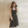 Летнее женское платье в горошек без рукавов с эластичным бюстом с квадратным вырезом трапециевидной формы с большим подолом плиссированное платье до середины икры для свиданий и покупок миди-платье
