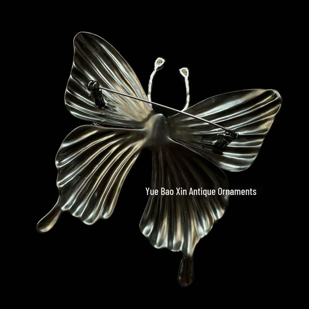 Elegant Vintage French Butterfly Brooch - Timeless Women's Accessory