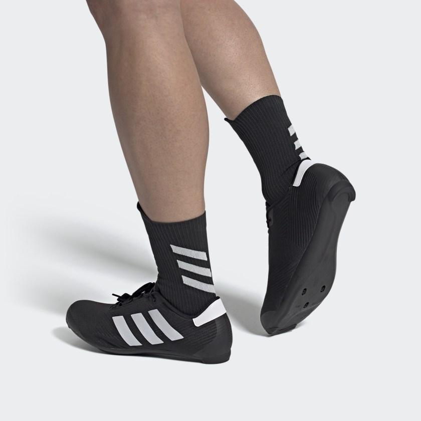 Adidas Мужские кроссовки The Road Black White Core-Black Cloud-White FW4457