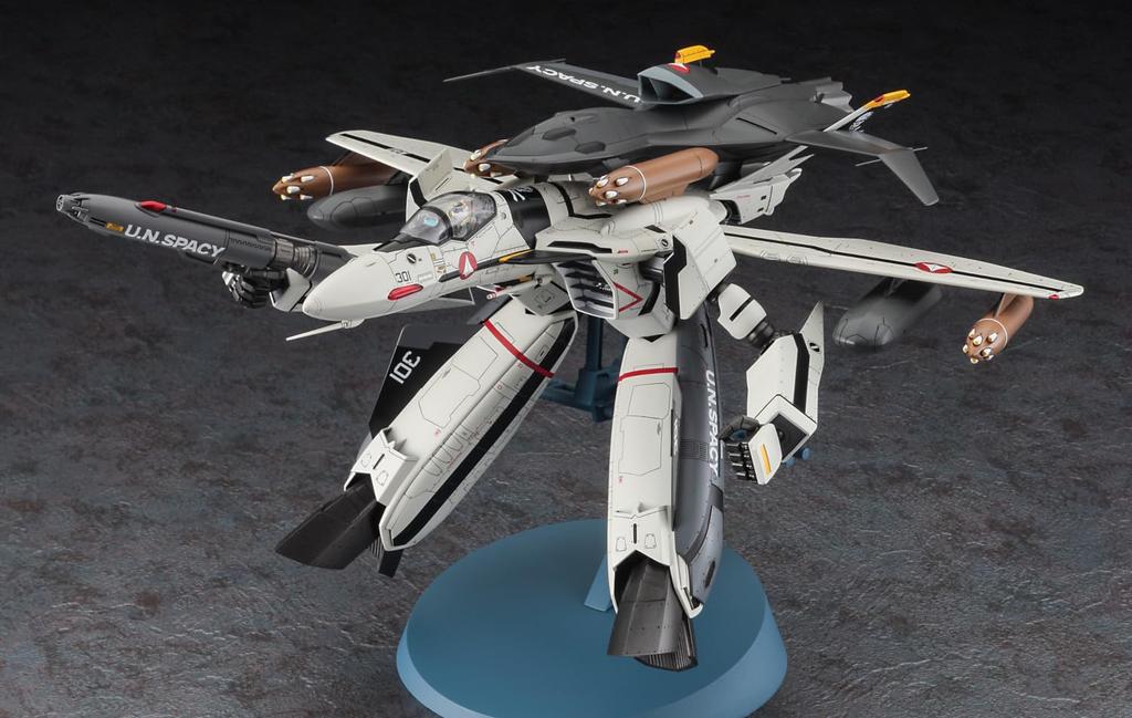 Hasegawa Пластиковая модель Macross Zero Gerwalk Scale 65889 VF-0S с Ghost 1/72 (Самолет)