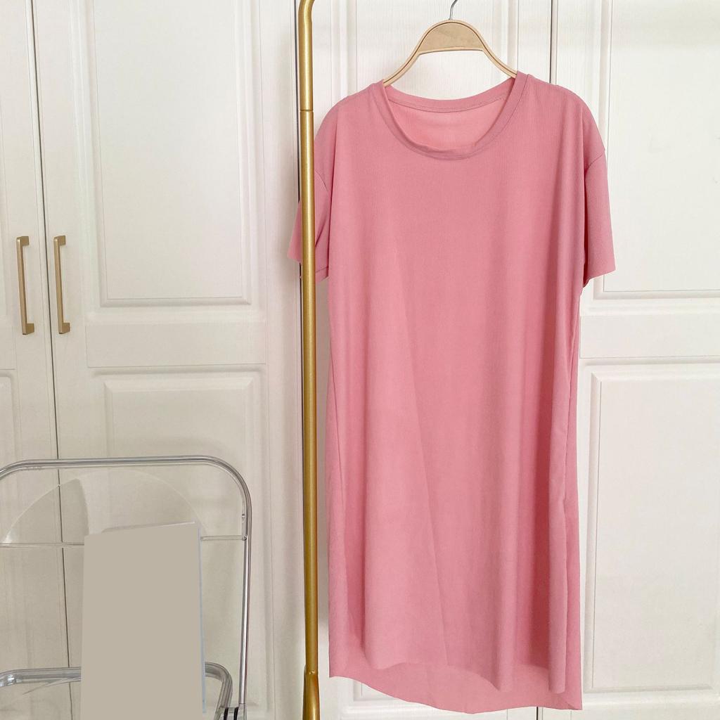 Однотонная домашняя ночная сорочка из ледяного шелка свободного кроя с круглым вырезом для весны и лета