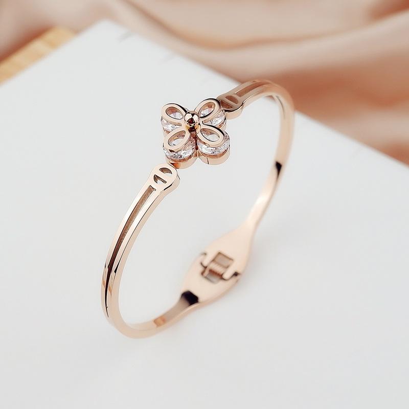 316L Stainless Steel Zircon Flowers Personality Bracelet Korean Version Simple Ladies Bracelet Jewelry Accessories Gift