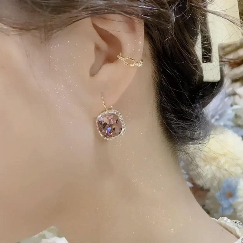 Роскошные квадратные серьги в стиле французского ретро с фиолетовыми кристаллами