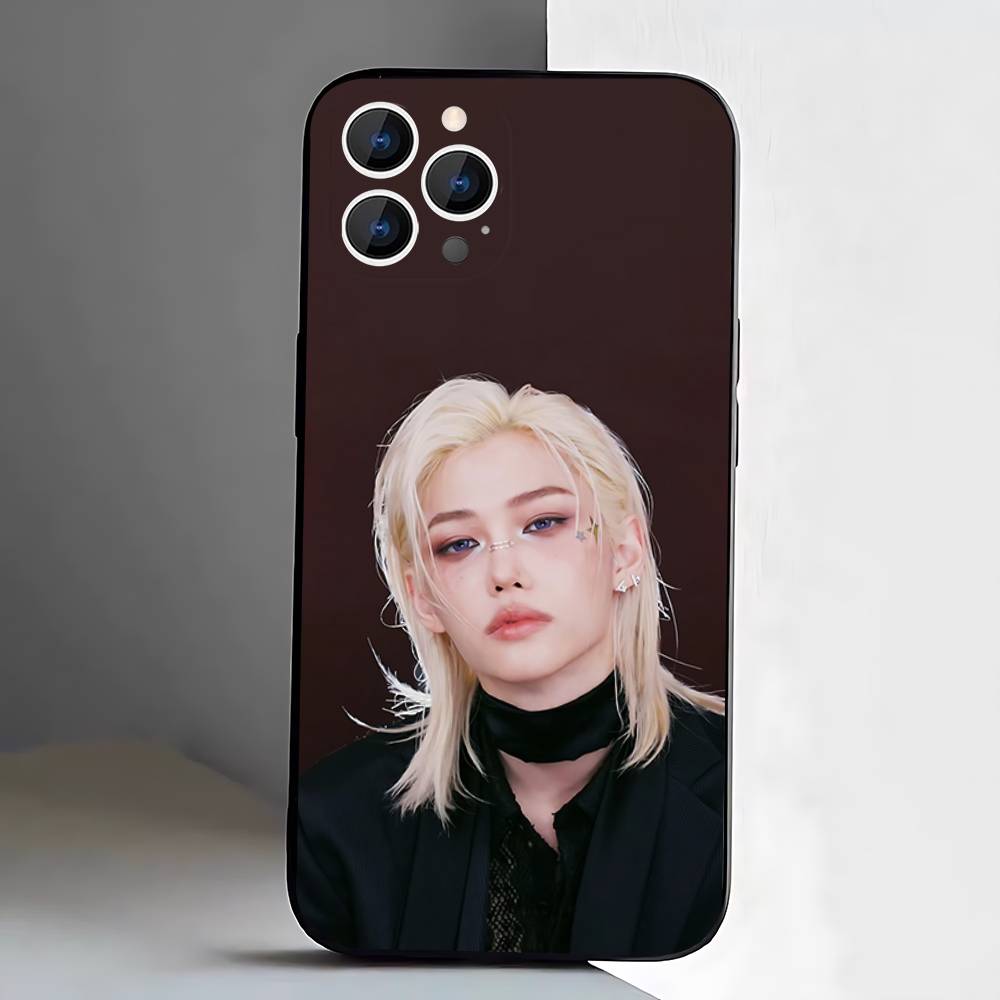 F-Felix Lee S-SKZ-Karma Чехол для телефона для iPhone 17,16,15,14,13,12,11,Pro,XS,Max,XR,Plus,E,SE4,Mini Черный Мягкий Чехол