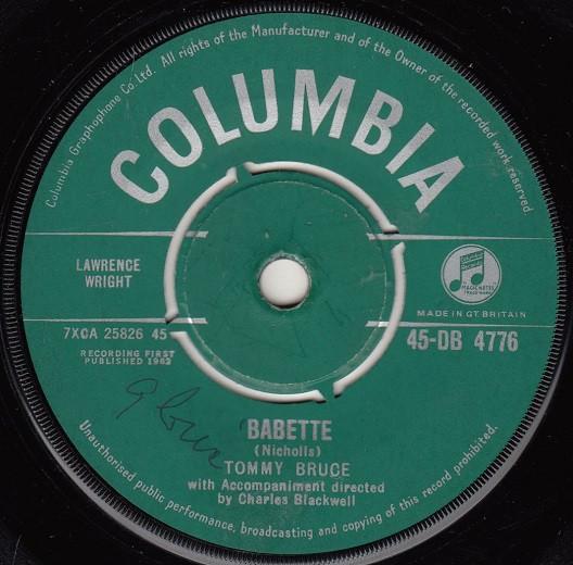 7-дюймовая пластинка ТОММИ БРЮС - Бабетта / Honey Girl, You're Lonely 45DB4776 Columbia 1962 Великобритания Рок Б/У