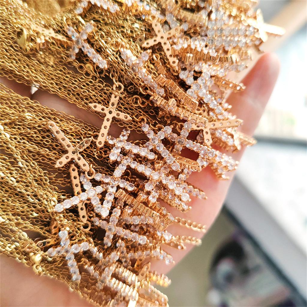 Винтажный дизайн Элегантное ожерелье с подвеской в виде крестов из нержавеющей стали Ювелирный аксессуар для повседневной носки Украшение