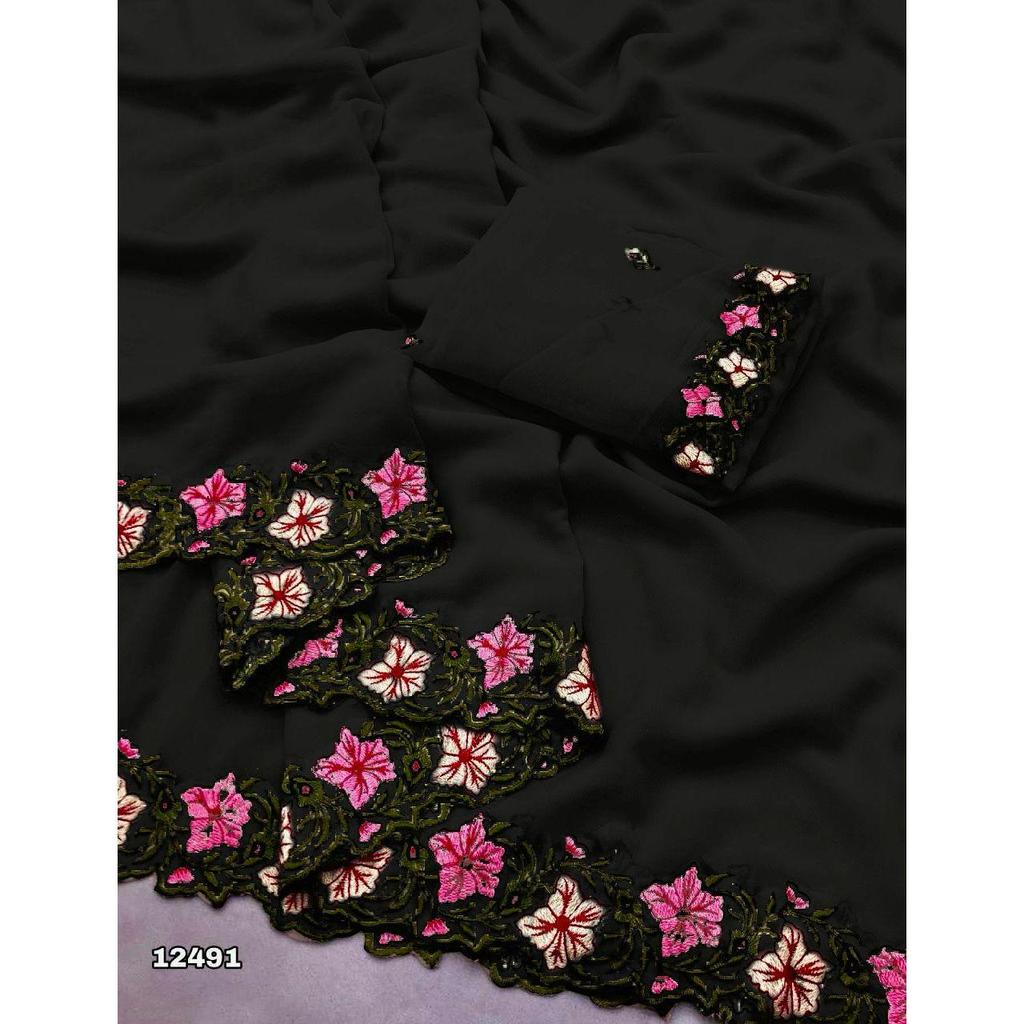 Новая коллекция сари из многониточных тканей Pastel Range запущена в производство с новым цветом