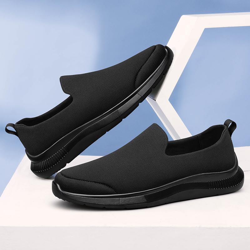 Anti-slip Man Loafers Outdoor New Mesh Walking Shoes Lightweight Sneakers Men Casual Shoes Breathable Slip on Male Casual Flats