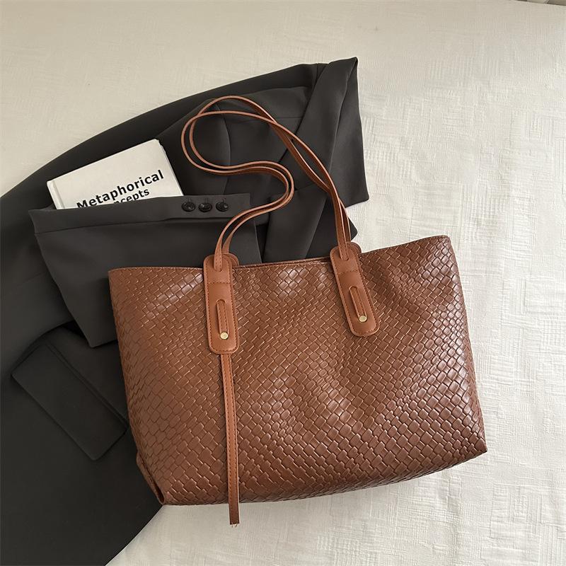 Retro Woven Large-capacity Bag Women's 2025 Autumn New Korean Version Fashion Tote Bag Versatile Underarm Bag Shoulder Bag