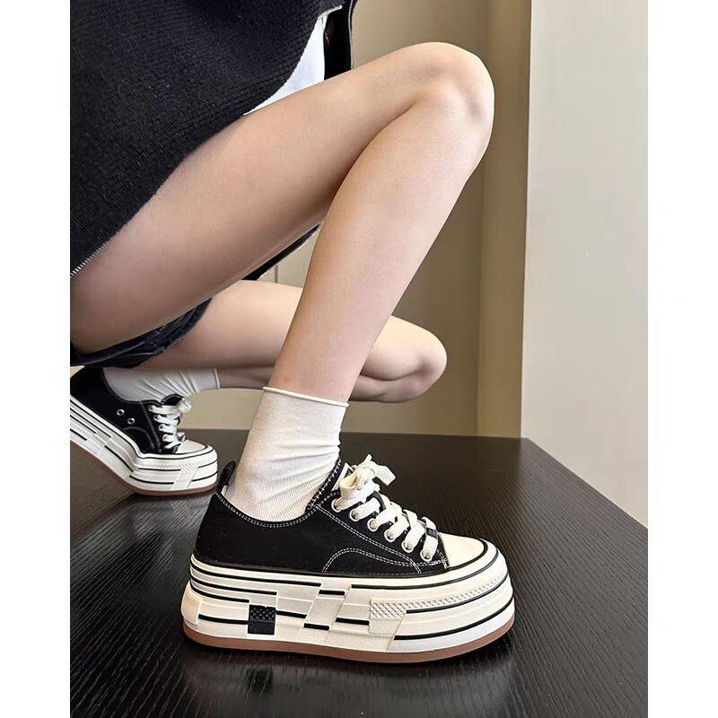 Новый нишевый дизайн на толстой подошве, увеличивающий рост, повседневные парусиновые туфли, женские универсальные модные трендовые туфли, кеды, одинарные туфли