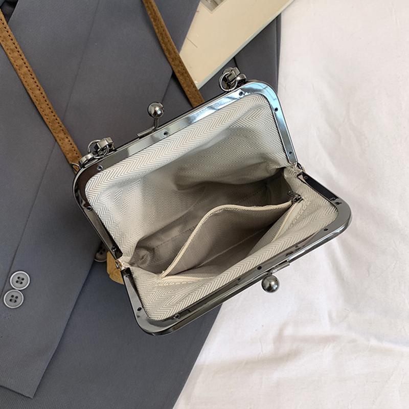 Yogodlns Women Fashionable Shoulder Bag Large Capacity Retro Handbag Clip Crossbody Bag Travel Shopping Work Shoulder Bag