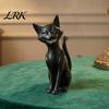 Фигурка Черной Кошки для Полки 3D Печатная Фигурка, Зловещее Настольное Украшение в Готическом Стиле, Миниатюрный Реквизит Темного Фэнтези Сидящая Статуэтка Хэллоуин Дом