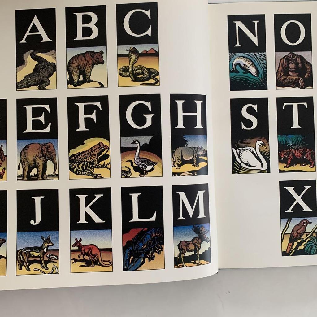 [USED] AN ALPHABET OF ANIMALS