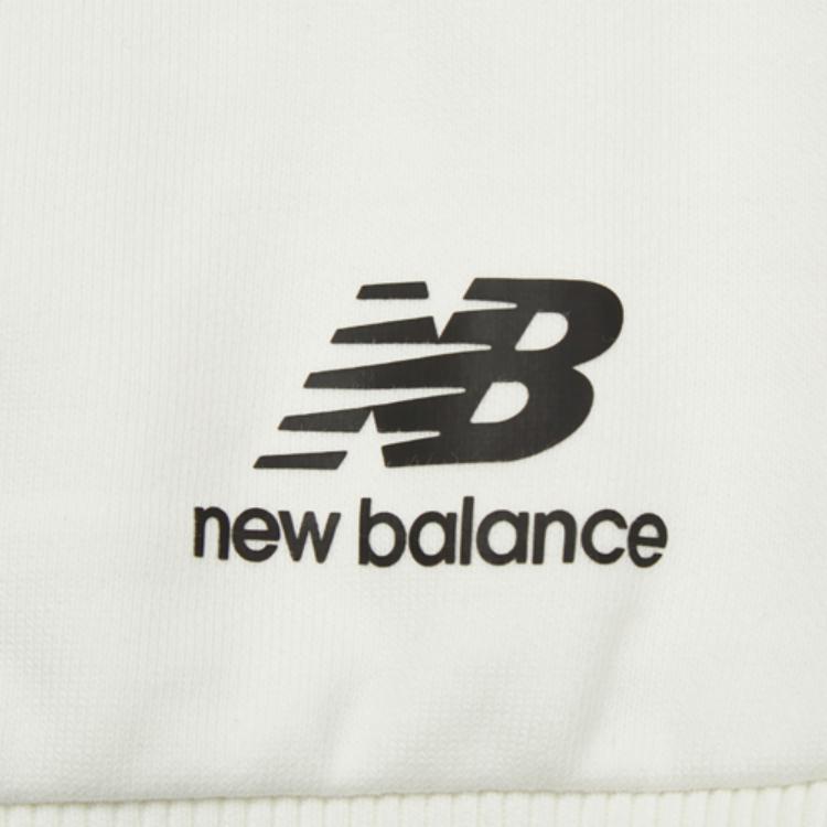 New Balance Свитшот женский бежевый AWT14372-NMC