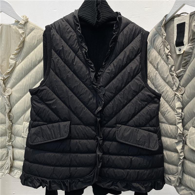 Autumn and winter new light and short vest vest, fashionable foreign lace V-neck white duck down vest jacket