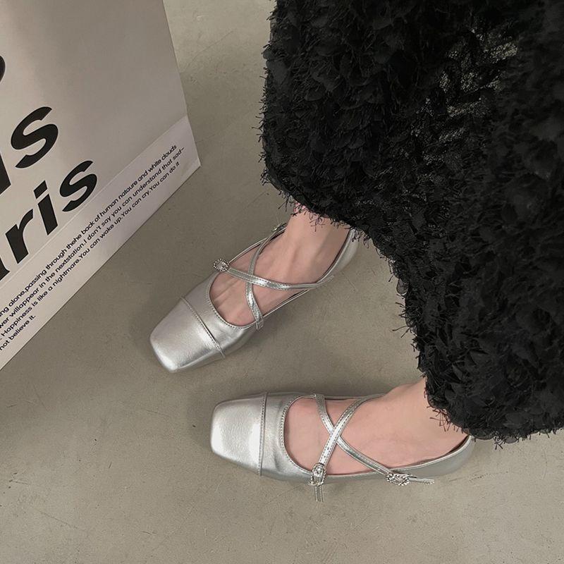 Вечерние нежные туфли на плоской подошве на толстом каблуке с перекрещенными серебристыми ремешками Мэри Джейн с квадратным носком, одинарные туфли, женская обувь 2025, новая осень