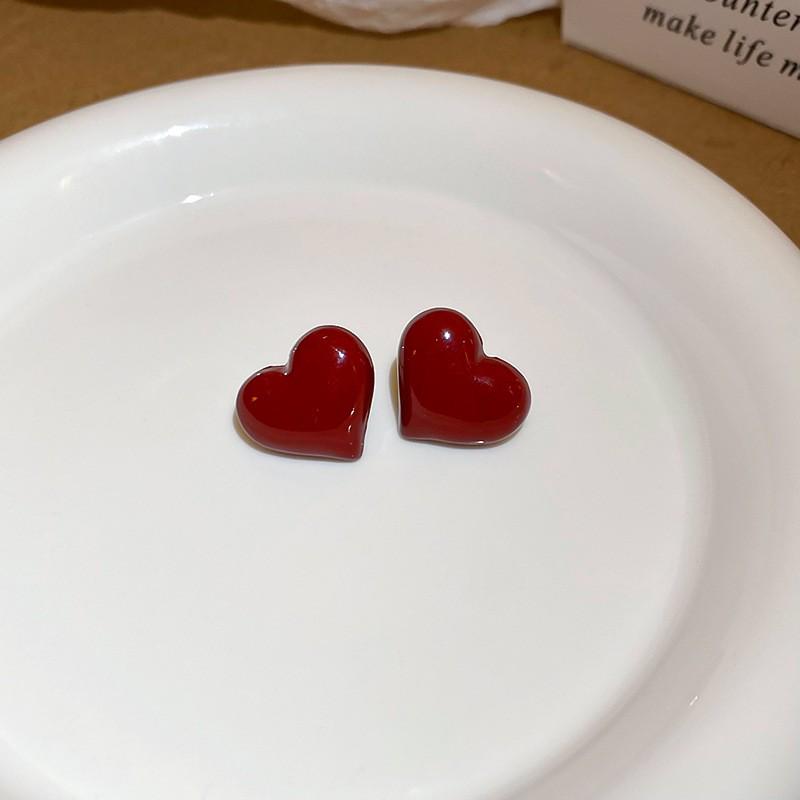 Серьги Ancola «Серебряная Игла» с Красным Сердцем – Модные, Роскошные и Элегантные для Осени/Зимы 2025