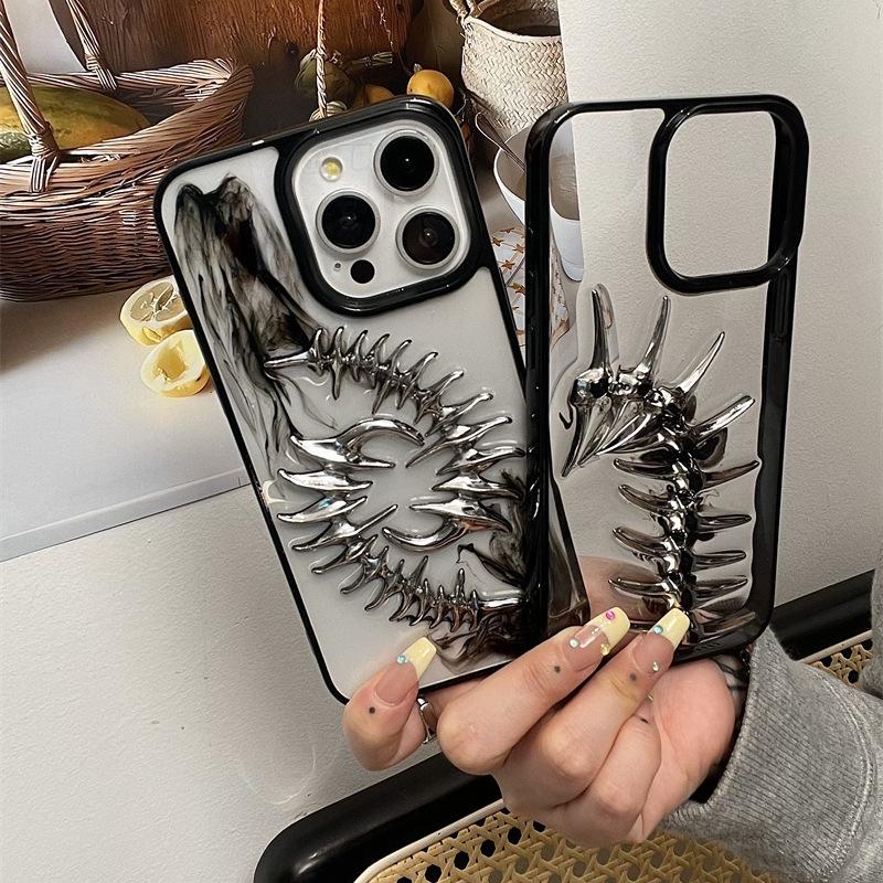 Металлический чехол для телефона с градиентом "Рыбья кость" для iPhone 15 Pro/17 Pro Max