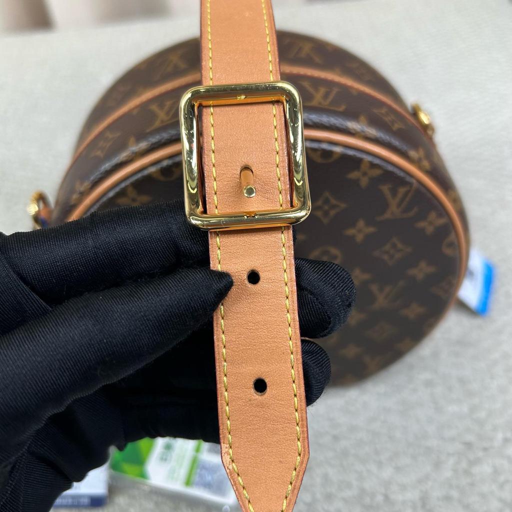 [Б/У] Маленькая Шляпная Коробка Monogram Canvas Кожаная Сумка на Плечо Средняя - Очень Хорошее Состояние #1PWMWUP