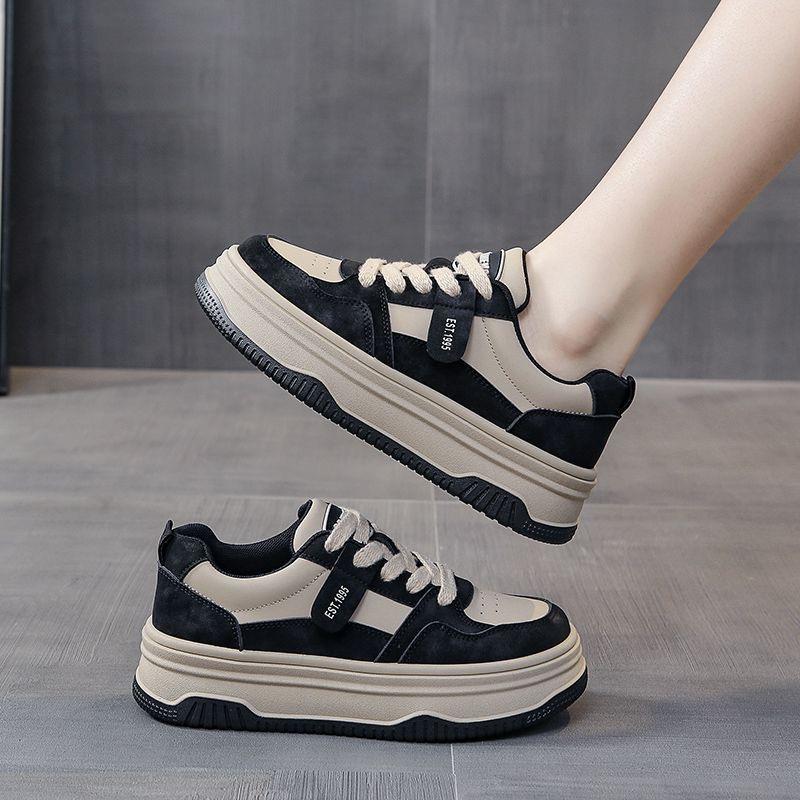 Sports and Leisure Board Shoes Women's Early Spring New Thick-soled Heightening Versatile Casual White Shoes