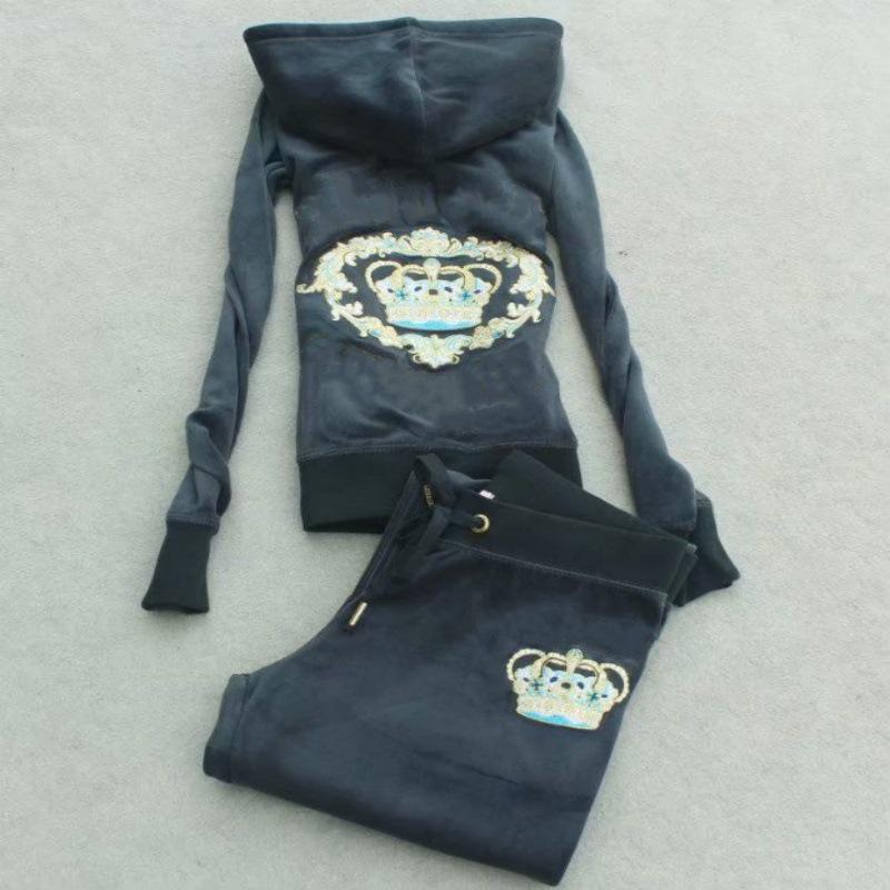 Новый бархатный комплект для йоги из двух частей: Весенне-осенняя мода, стройнящая повседневная женская одежда