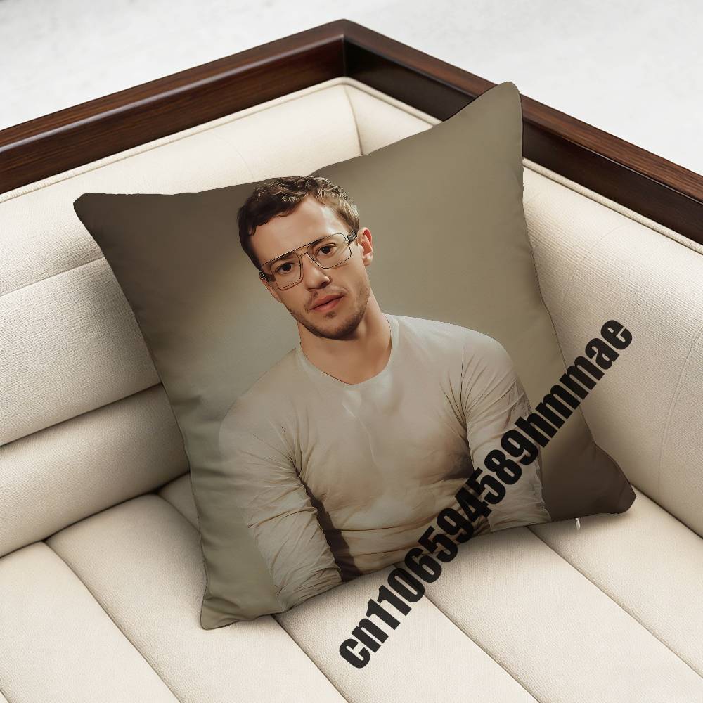 For 45X45Cm 40X40Cm British Actor J-Joseph Quinn Cat Throw Pillow Case Sham Square Car Pillowcase Pad Cushion Cover