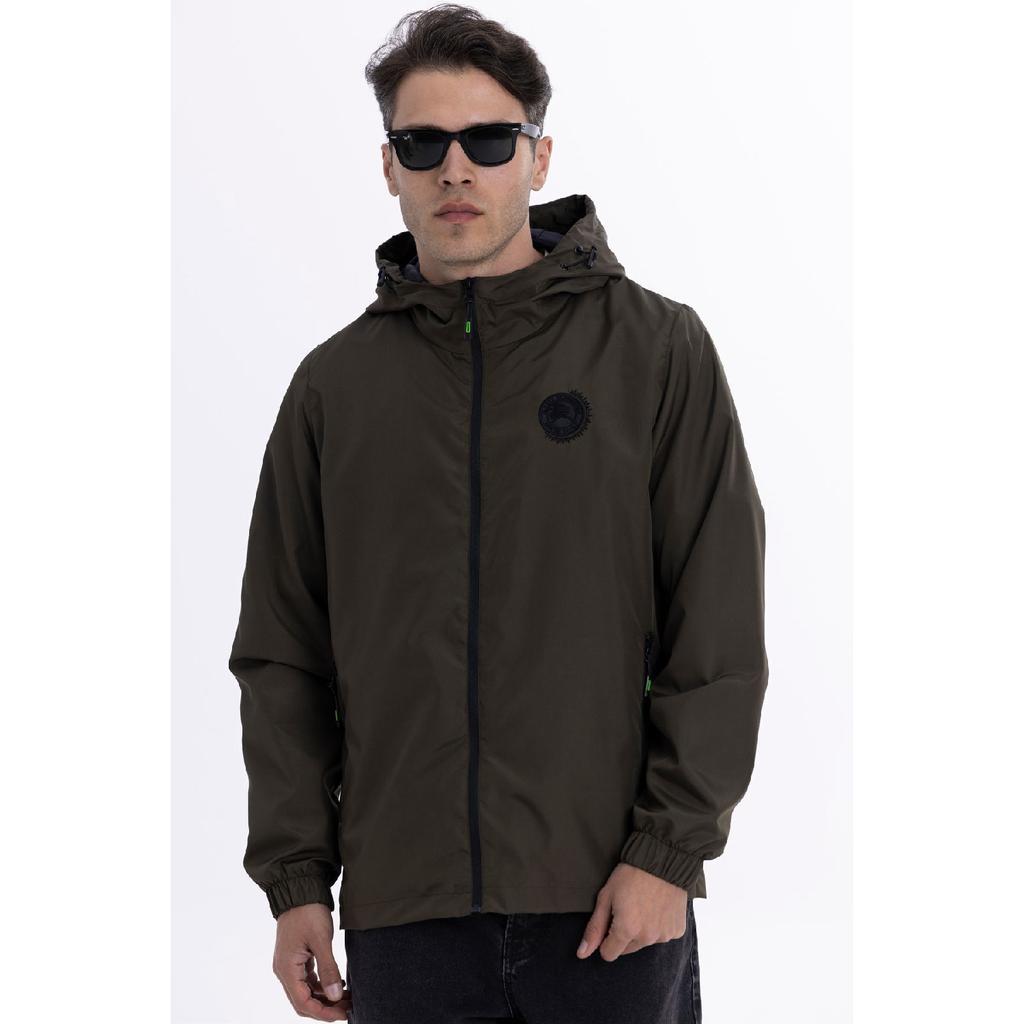 Мужской черный плащ с капюшоном на подкладке и карманами - куртка-ветровка