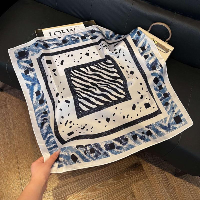 New Korean version of versatile printed decorative silk scarf, Chinese style temperament, elegant streamer, hair tie, bag, small scarf