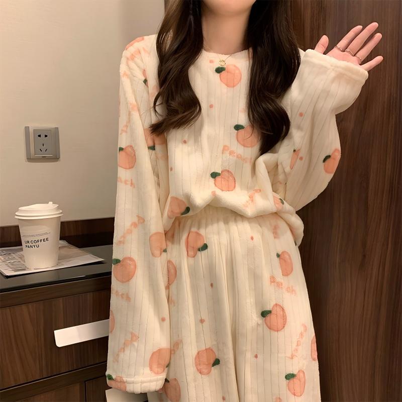 Женский пижамный комплект из кораллового флиса большого размера - Плюшевый, Утепленный, Теплый из овечьей шерсти для осени/зимы; Носимый на открытом воздухе