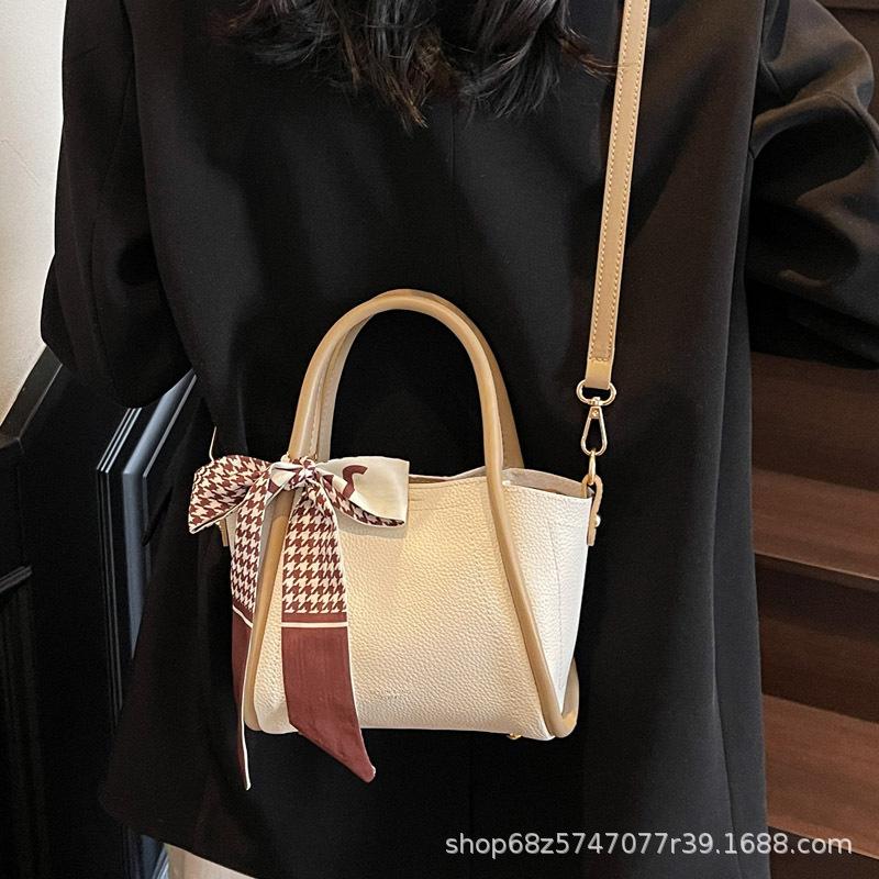 Handbag Women's 2025 New Trendy Fashion Casual Versatile Shoulder Bag Crossbody Bag Bucket Bag