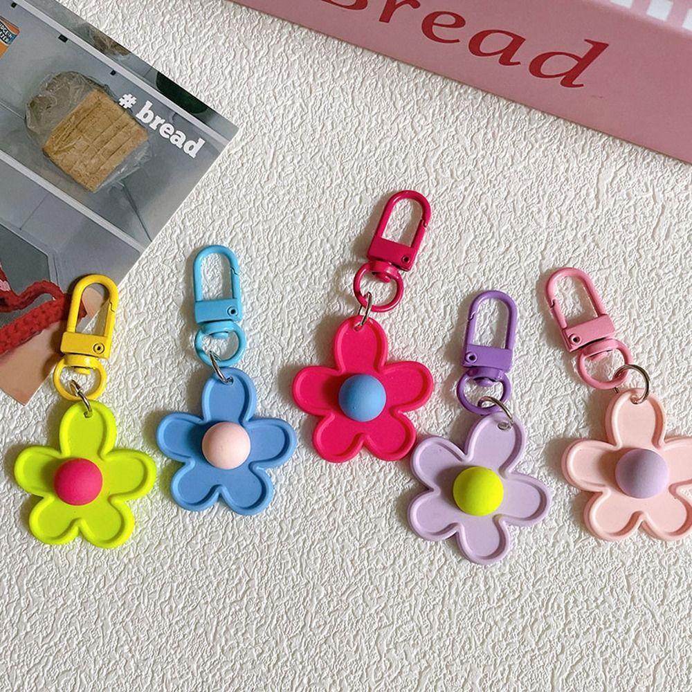 Брелок в виде цветка из мультфильма, брелок из смолы, забавный брелок для сумки, подвеска для автомобильного ключа