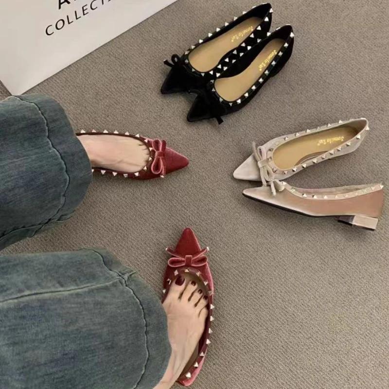 Fashion 2024 Women Ballet Flats Shoes Spring Summer New Casual Walking Loafers Pointed Toe Women Designer Lightweight Slip On Sneakers