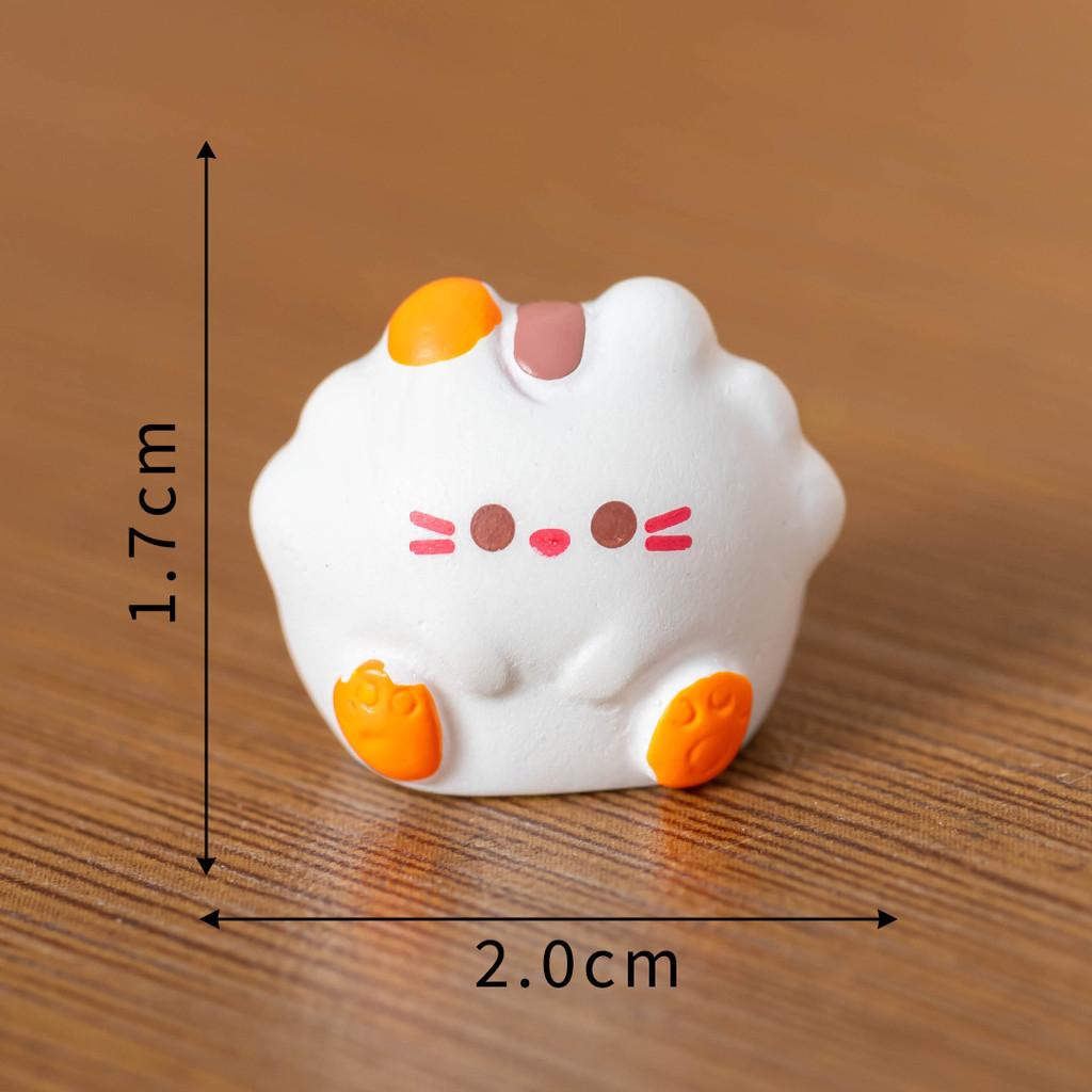 Милая фигурка кошки из смолы с мультяшным дизайном для декора стола в машине и идея для подарка