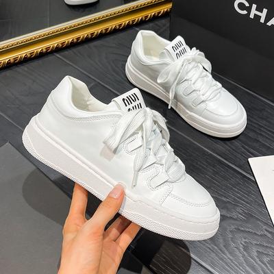 Повседневная верхняя одежда, повседневная обувь, женская обувь на толстой подошве с увеличением роста, весна-лето 2025, универсальные классические туфли-лодочки с круглым носком на шнуровке, маленькие белые туфли