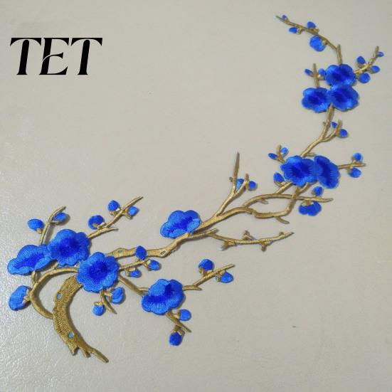Floral Sewing Appliques for Bags Plum Blossom Patch, Embroidered Flower Patches, Iron on Clothing Backpacks Patches DIY Crafts Jackets, Repair