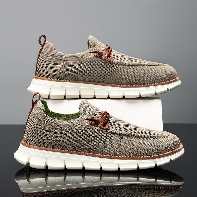 2025 Hot-selling British Style Casual Men's Shoes Lightweight Fly-woven Loafers Men's Foot Cover and One Pedal Are In Stock.